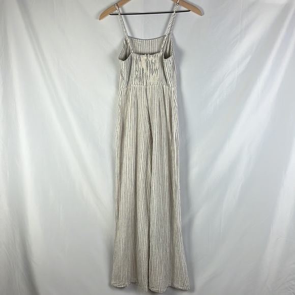 Urban Outfitters Blue Cream Stripe Linen Blend Sleeveless Jumpsuit - Picture 2 of 15